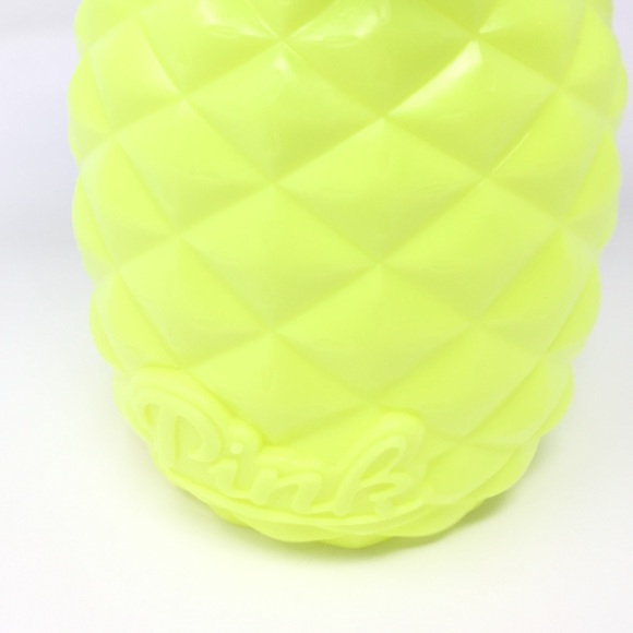 New VS Pink Drink Cup - Picture 3 of 3