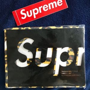 Authentic supreme leopard towel