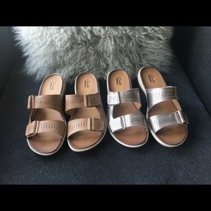 CLARKS collections size 7 2 pairs sandals for $16