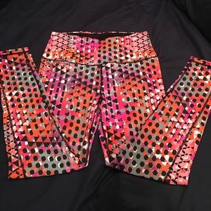 VSX knockout workout leggings