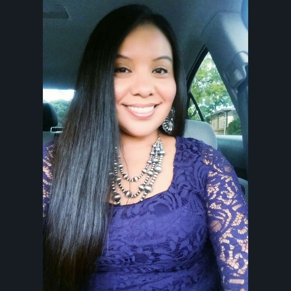 Meet your Posher, Raquel