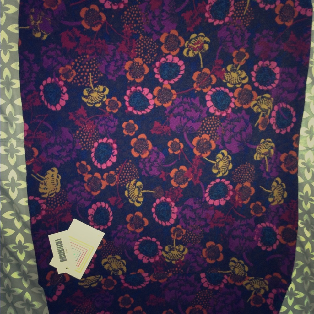 Nwt LuLaRoe Cassie pencil skirt