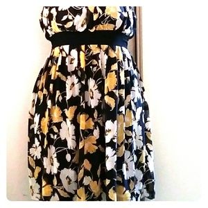 ✳️SALE✳️Beautiful Flowy Dress