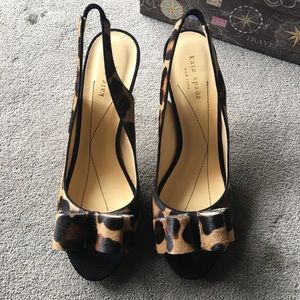 Leopard print sling back shoes