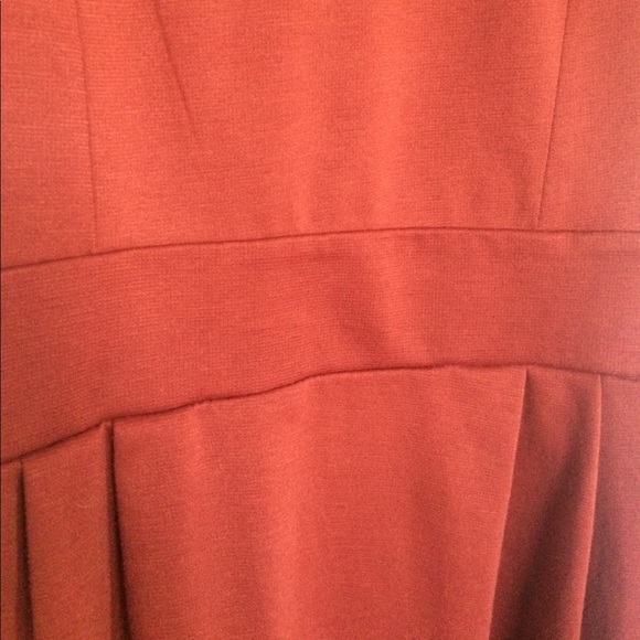 Rust colored dress - Picture 3 of 3
