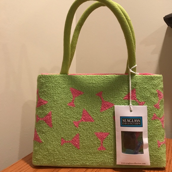Hand bags - Picture 1 of 2