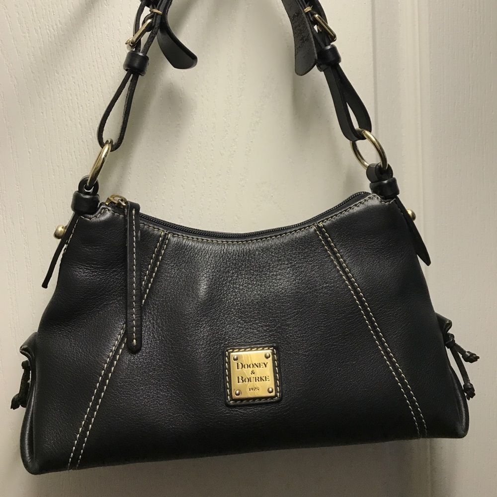 Dooney & Bourke Fine Leather Bag