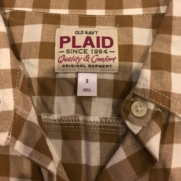 Old Navy Tan plaid button down - Picture 2 of 4