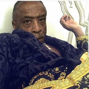 Meet your Posher, Fred