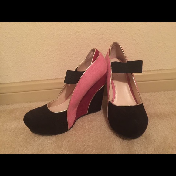 Wedges - Picture 1 of 2