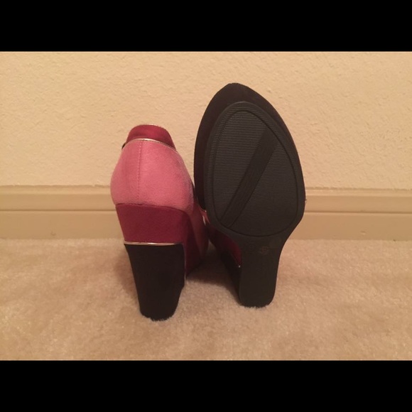 Wedges - Picture 2 of 2