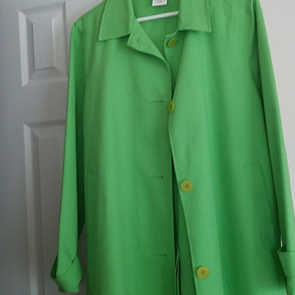 Coat - Picture 1 of 2