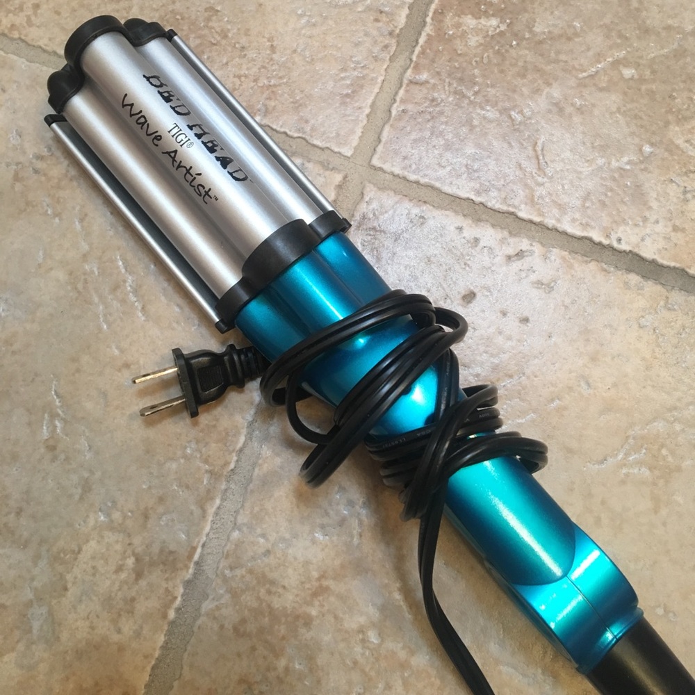 HAIR WAVER!