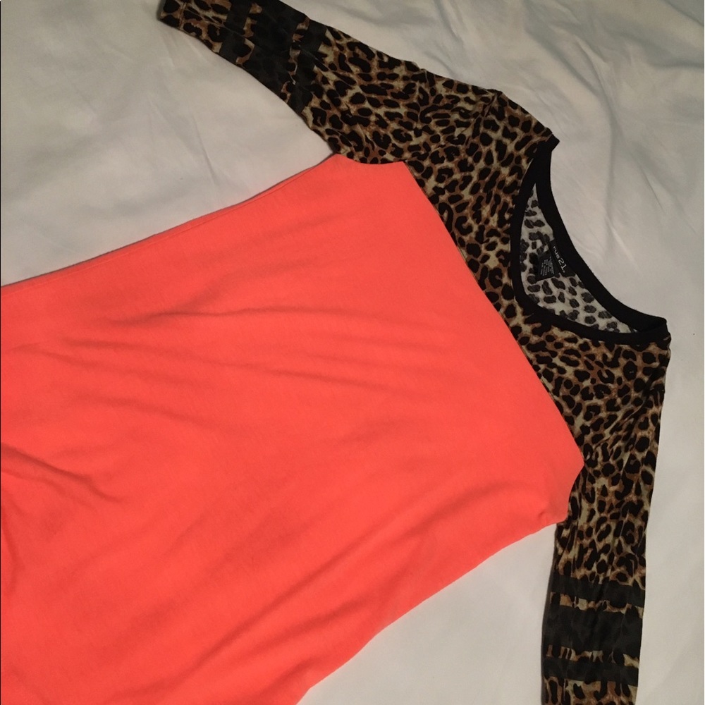 3/4 length sleeve Rue 21 shirt