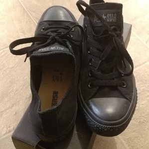 Black Low-Top Converse All Star Authentic