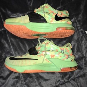 Men's KD Easters
