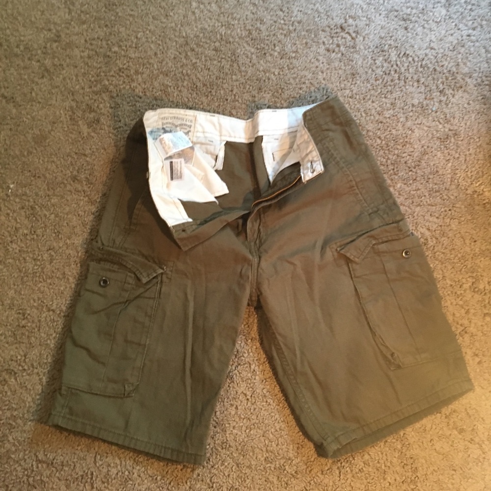 Men's khaki shorts