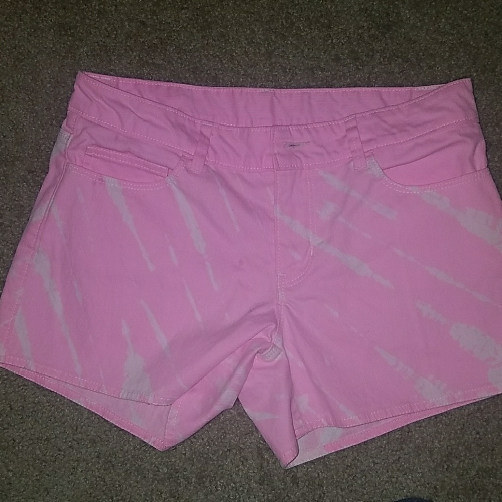 Eze Sur Mer Pink Courderoy shorts