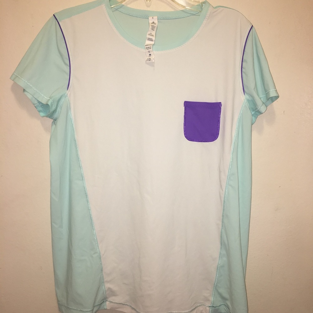 Lululemon workout top