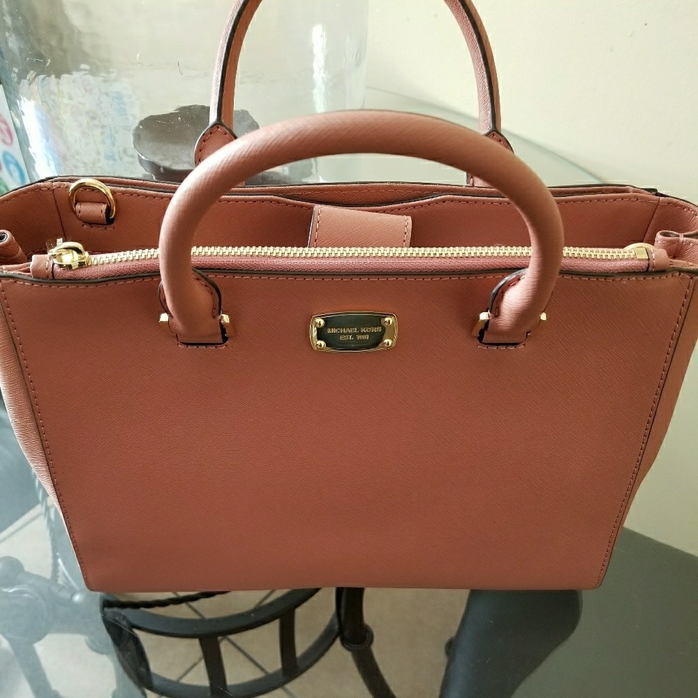 FOR TRADE ONLY WITH @workingirl11