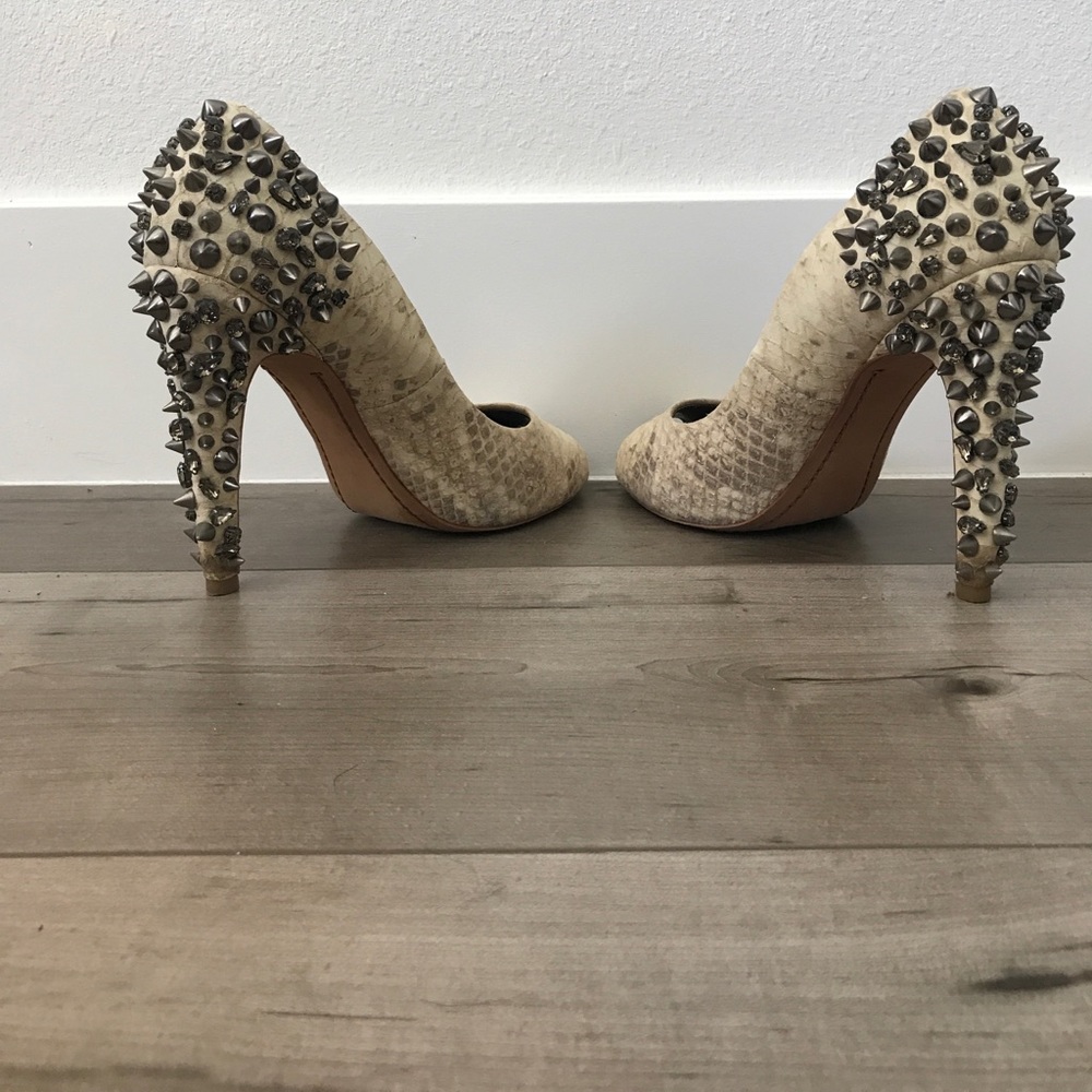 Sam Edelman Rock stud heels