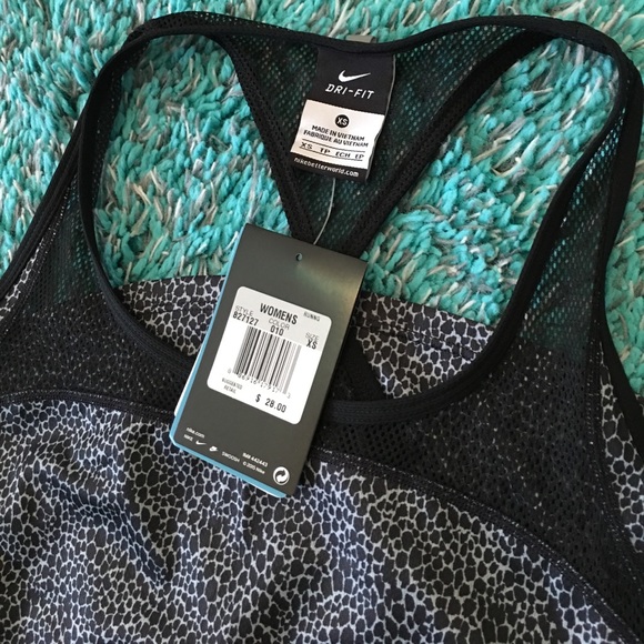 Nike Dri-Fit Tank - Picture 2 of 4