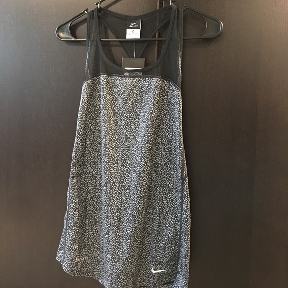 Nike Dri-Fit Tank - Picture 3 of 4