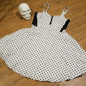 White skull dress💀