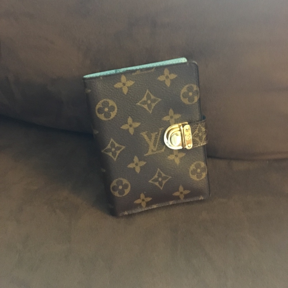 SOLD!!! Louis Vuitton Koala PM Agenda