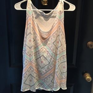 Flowy Tank