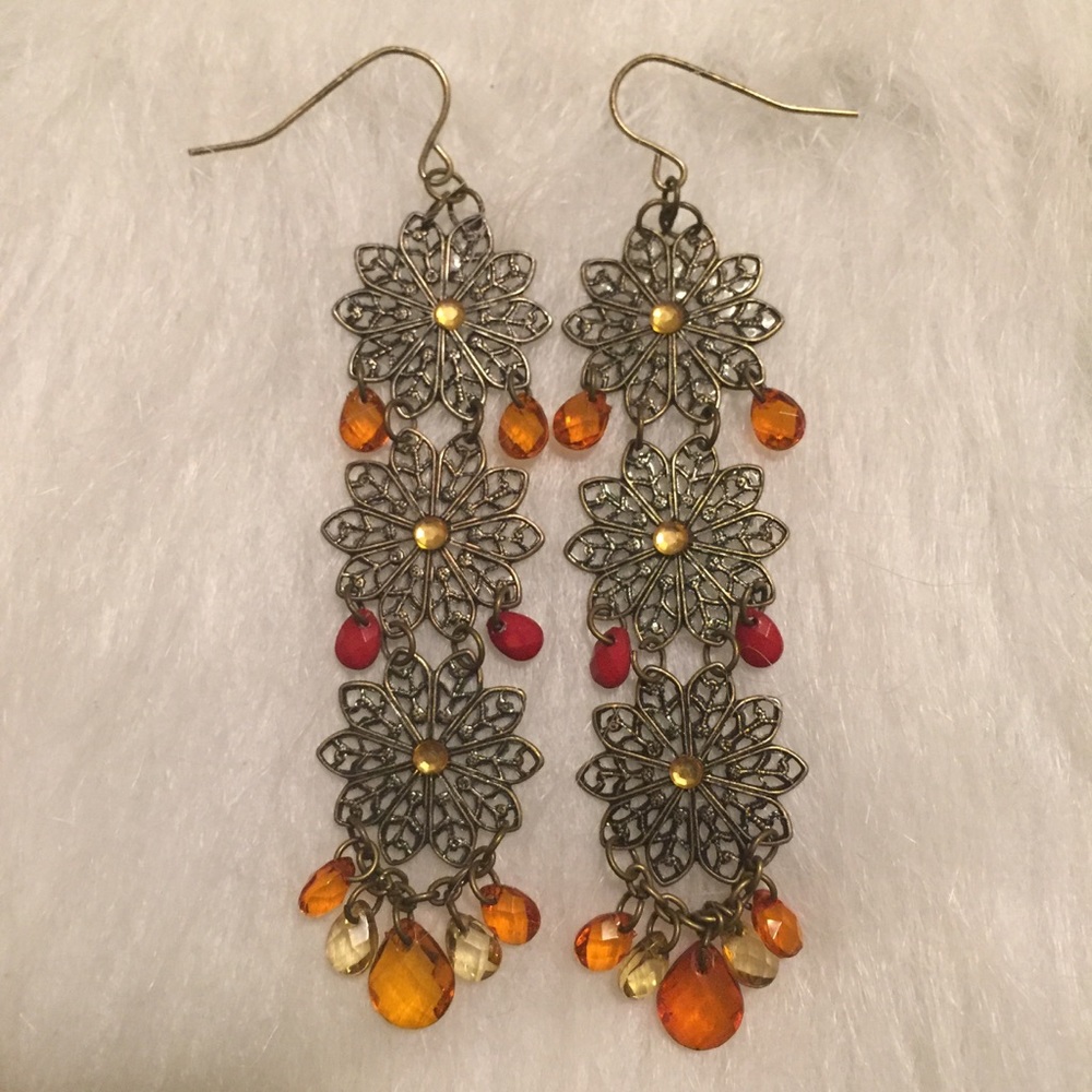 Dangly Earrings with amber rhinestones