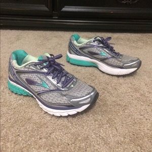 Brooks Ghost