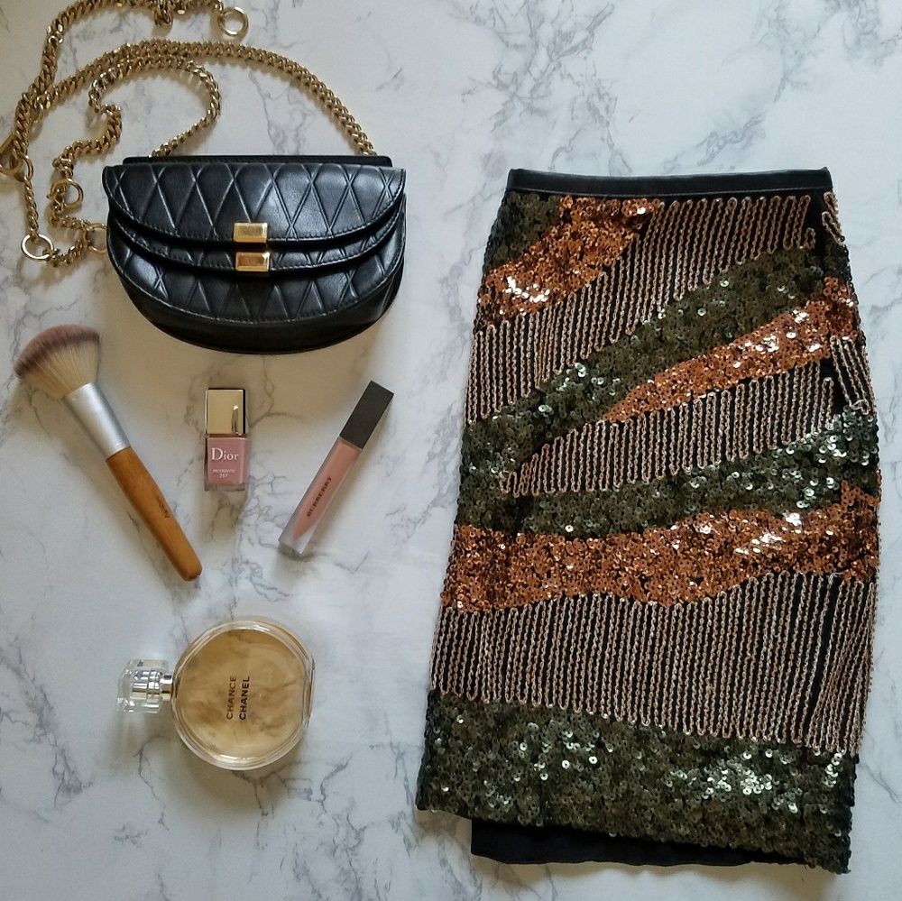 H&M Sequin Skirt - Picture 1 of 2