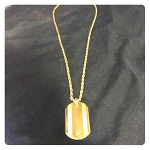 Gold chain with dog tag 🥇🔥