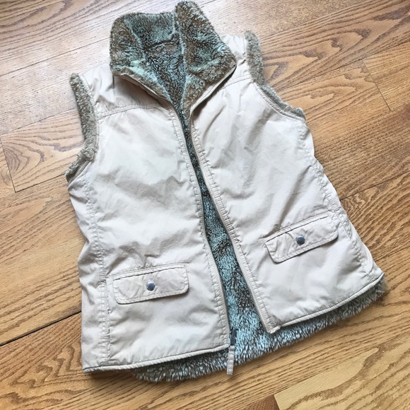 GAP Jackets & Blazers - GAP Reversible Fur Vest