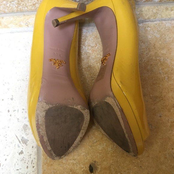 Prada, yellow, peep toe pumps - Picture 5 of 6