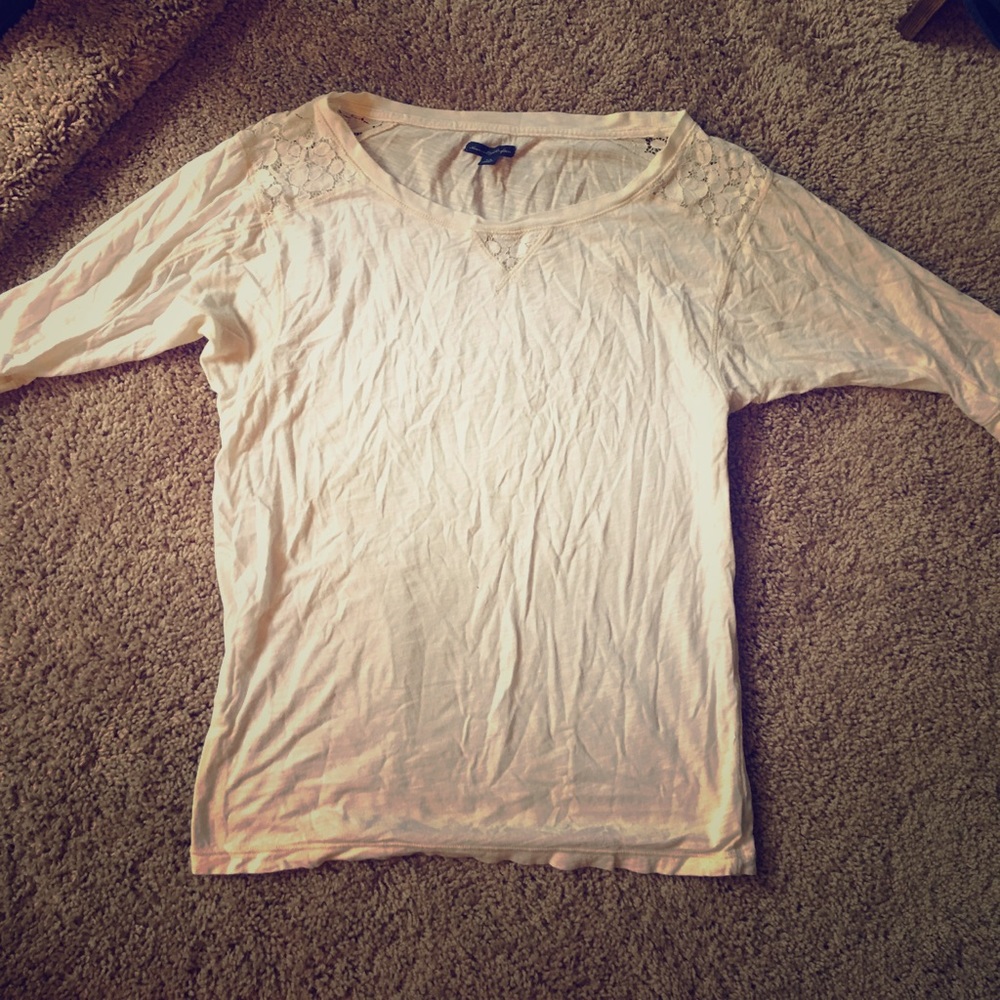 American eagle cream 3/4 sleeve top