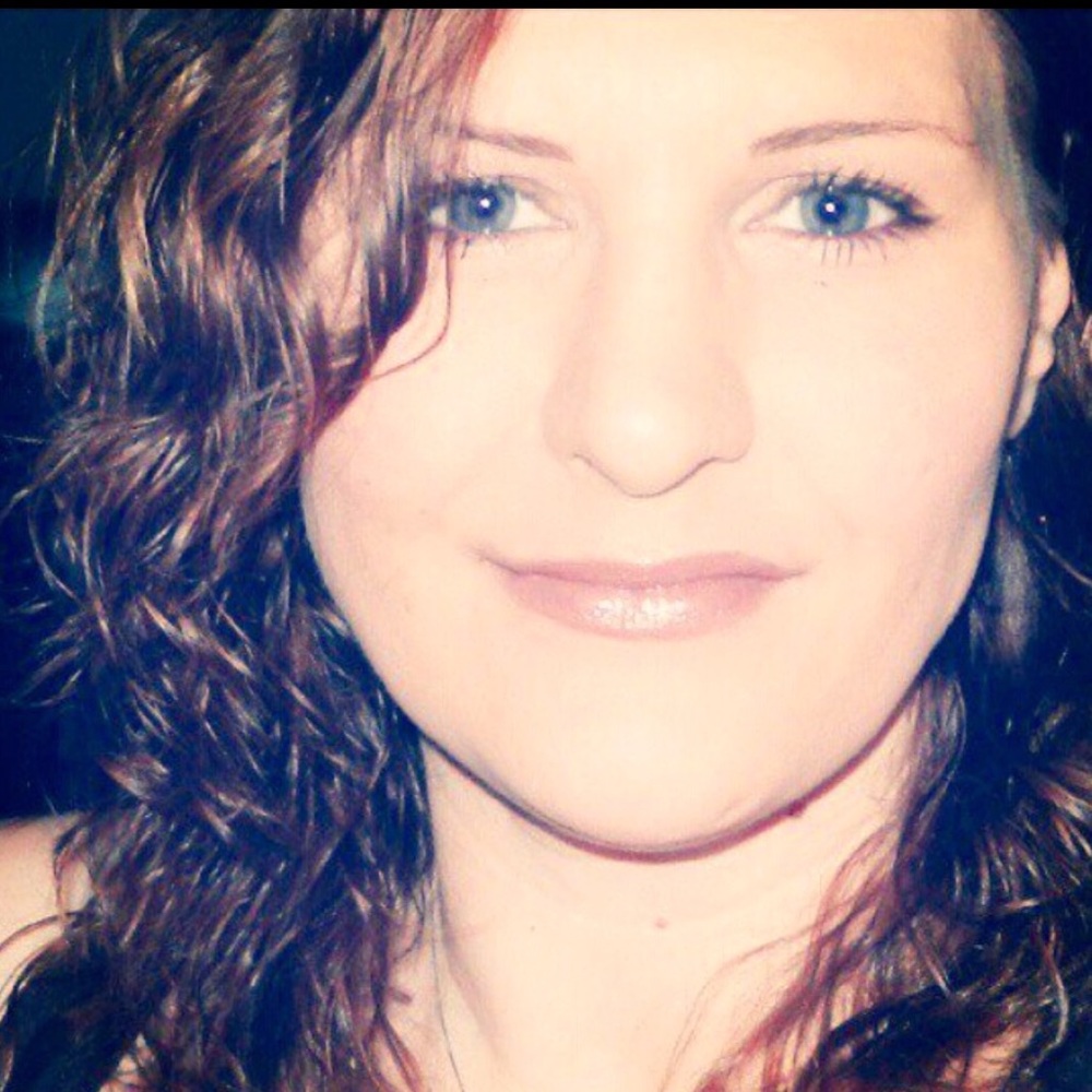 Meet your Posher, Christie