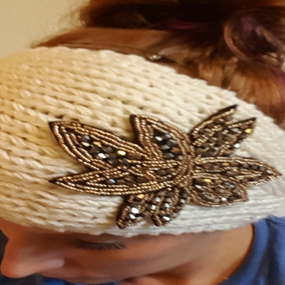 ⭐Free w purch!⭐Knit Headband with Beaded Design