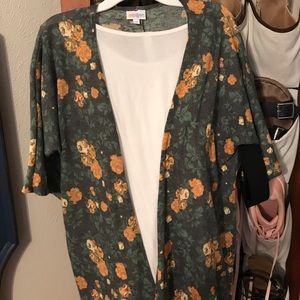 Size 3 lularoe Bianca