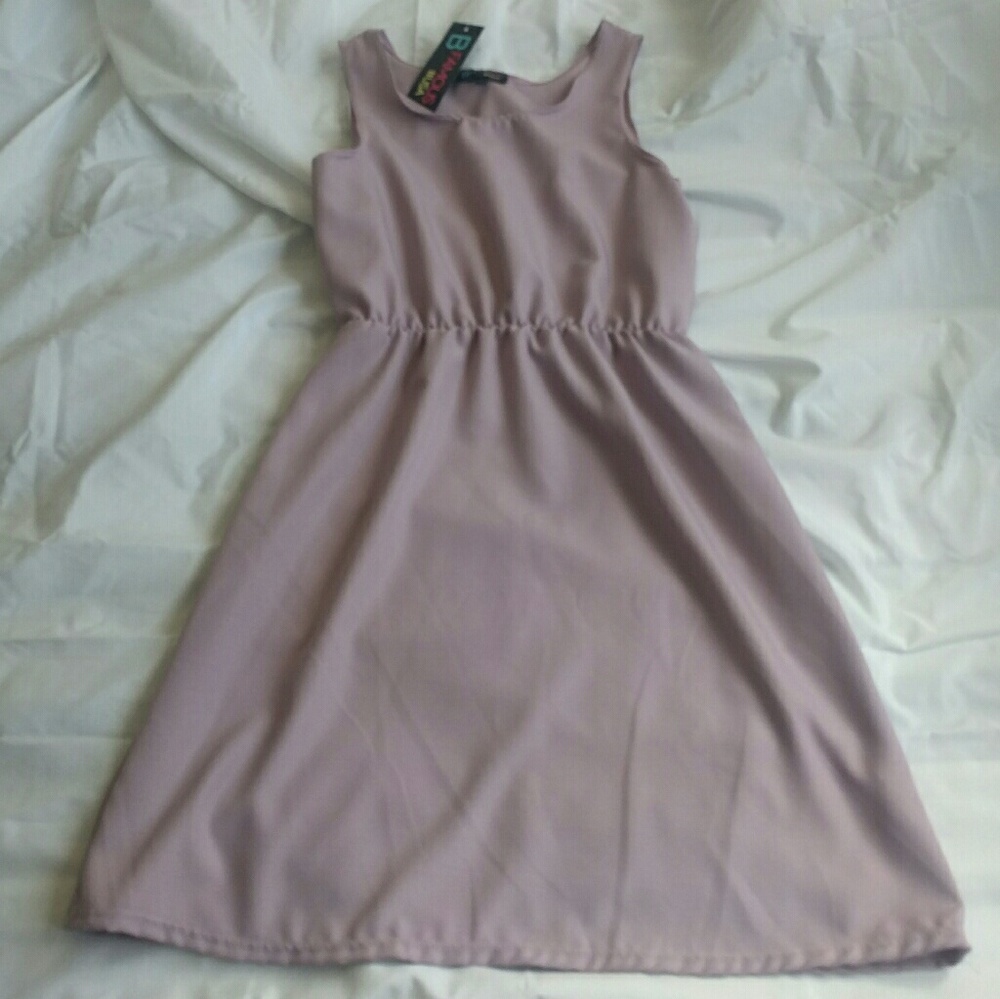 B Famous Dress