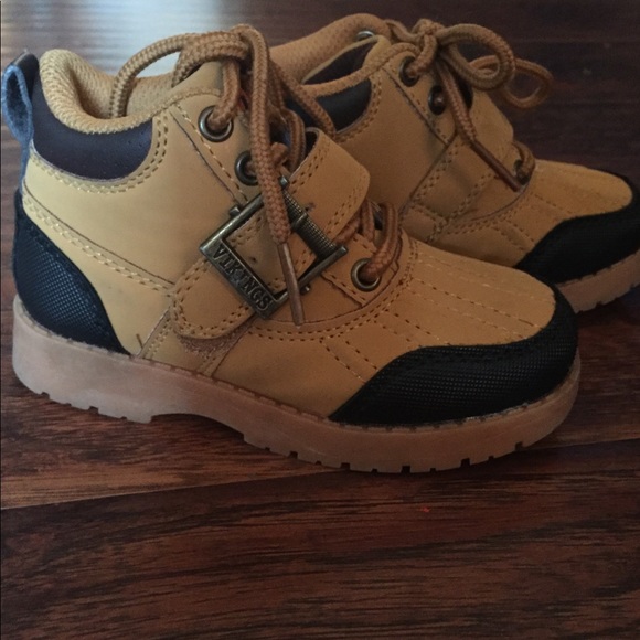 📦sold📦Toddler winter boots - Picture 4 of 8