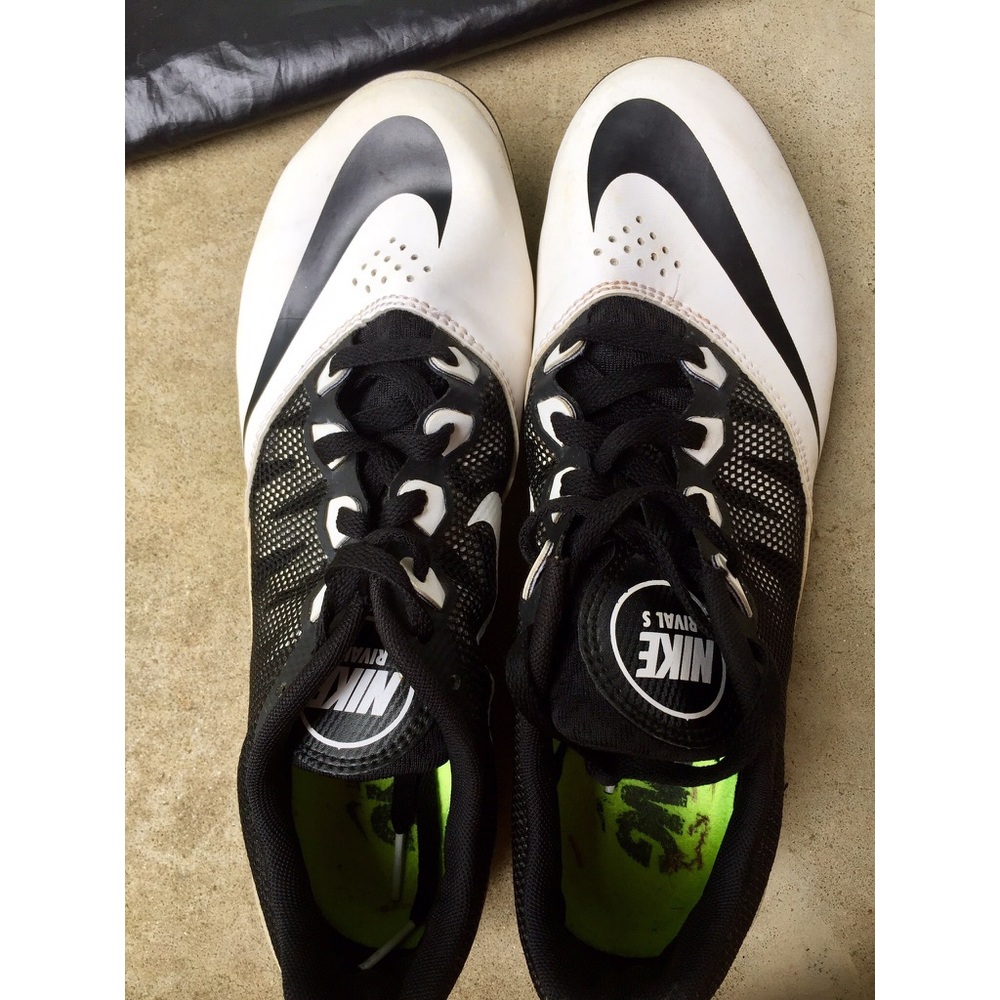 NIKE Spikes