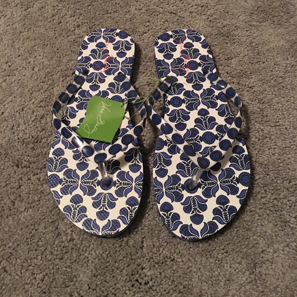 Vera Bradley | Cobalt Tile Medium Flip Flops | NWT | 8