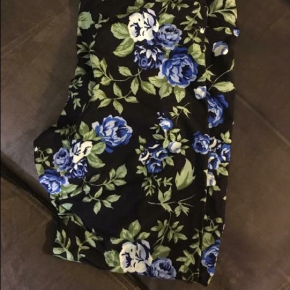 Sold 🔴TC Leggings