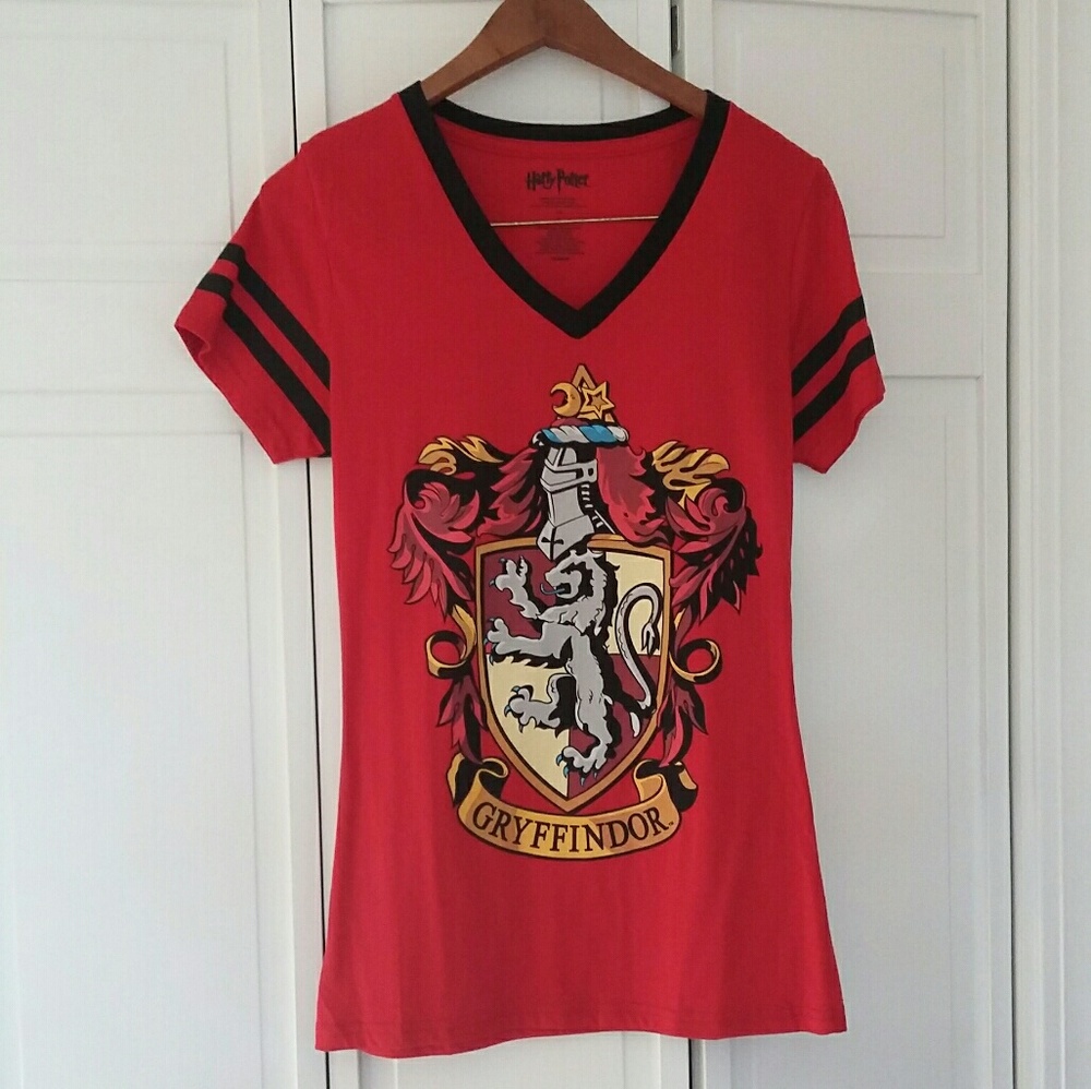 Harry Potter/Gryffindor V-Neck Shirt