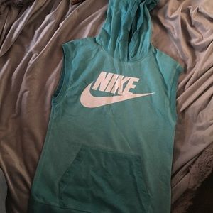 NWOT Sleeveless Nike Sweatshirt!