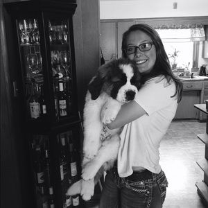 Meet your Posher, Mia