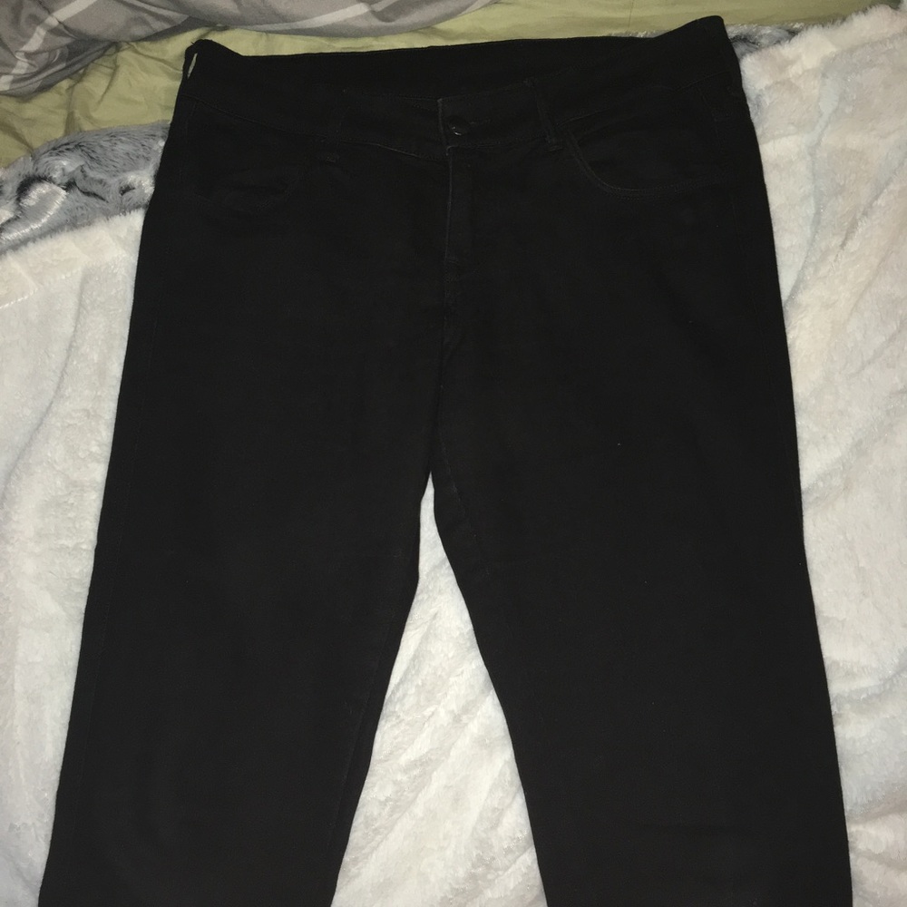 Black skinny jeans