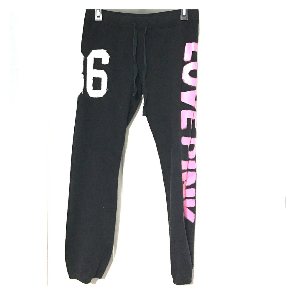 {{VS PINK sweatpants}}